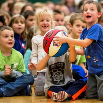 Harlem Wizards dazzle kids with basketball tricks & tips at school  assemblies ahead of Nov. 9 game - RiverheadLOCAL